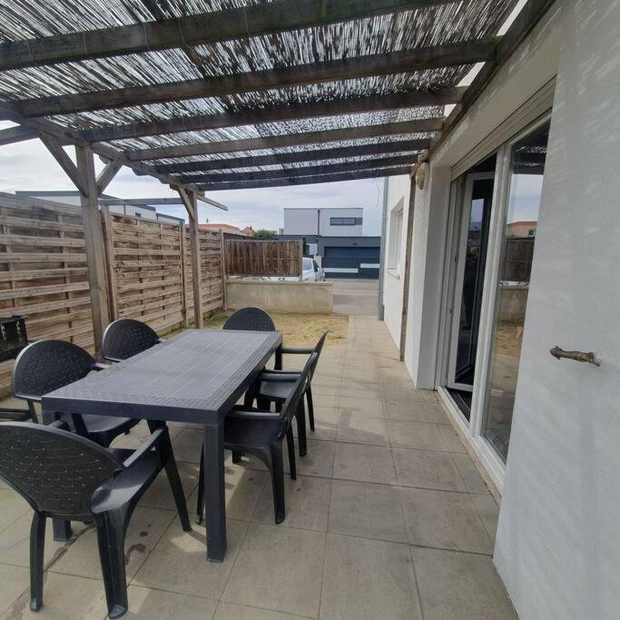 Bel Appartement Rez De Jardin Horbourg ภายนอก รูปภาพ